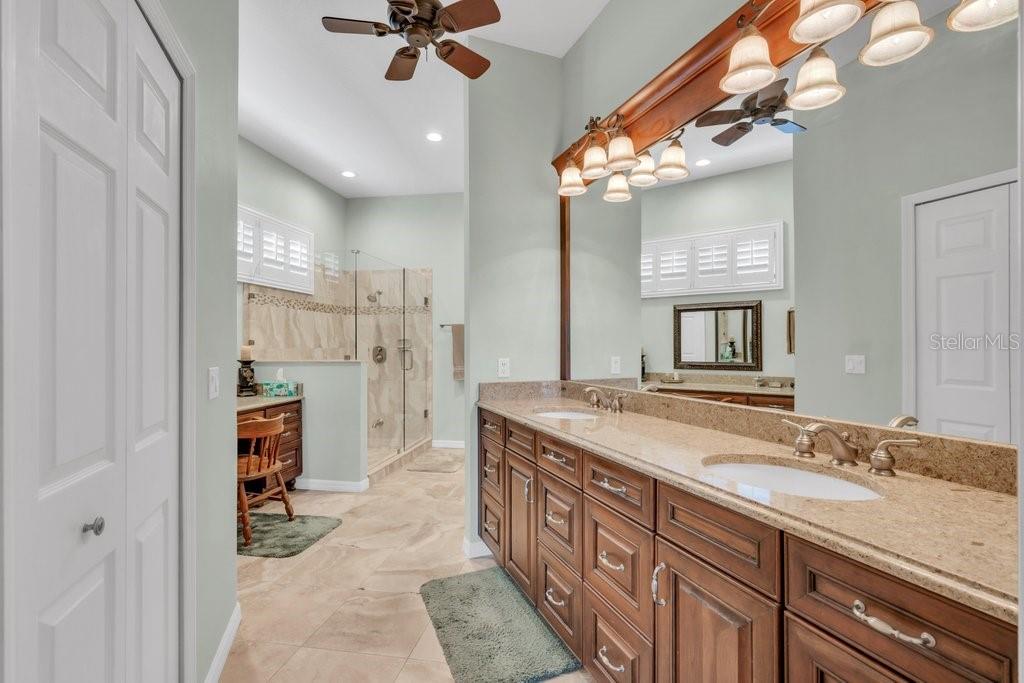 5116 FAIRWAY ONE DR — photo 22