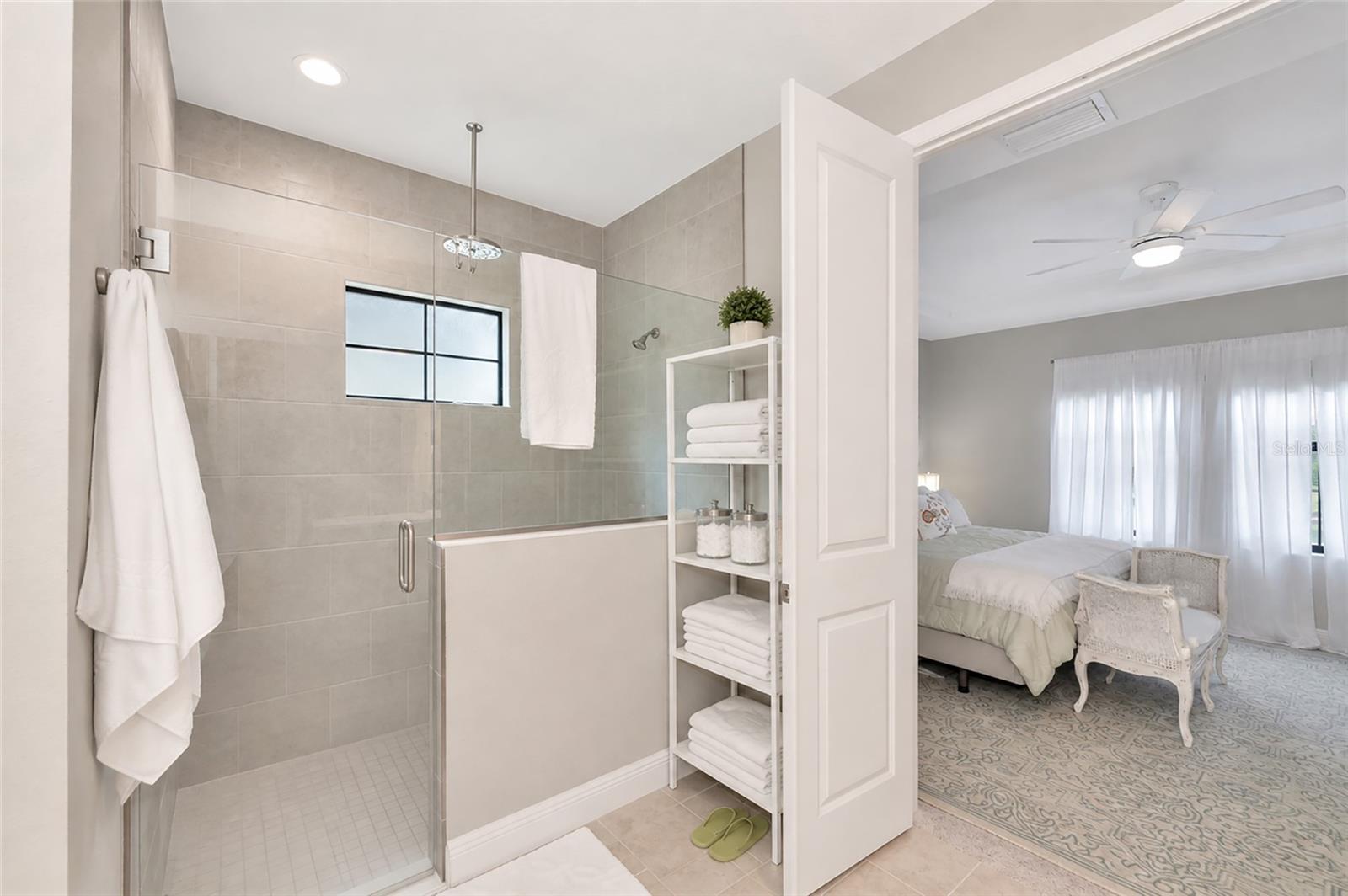 9211 ISABELLA CIR — photo 24
