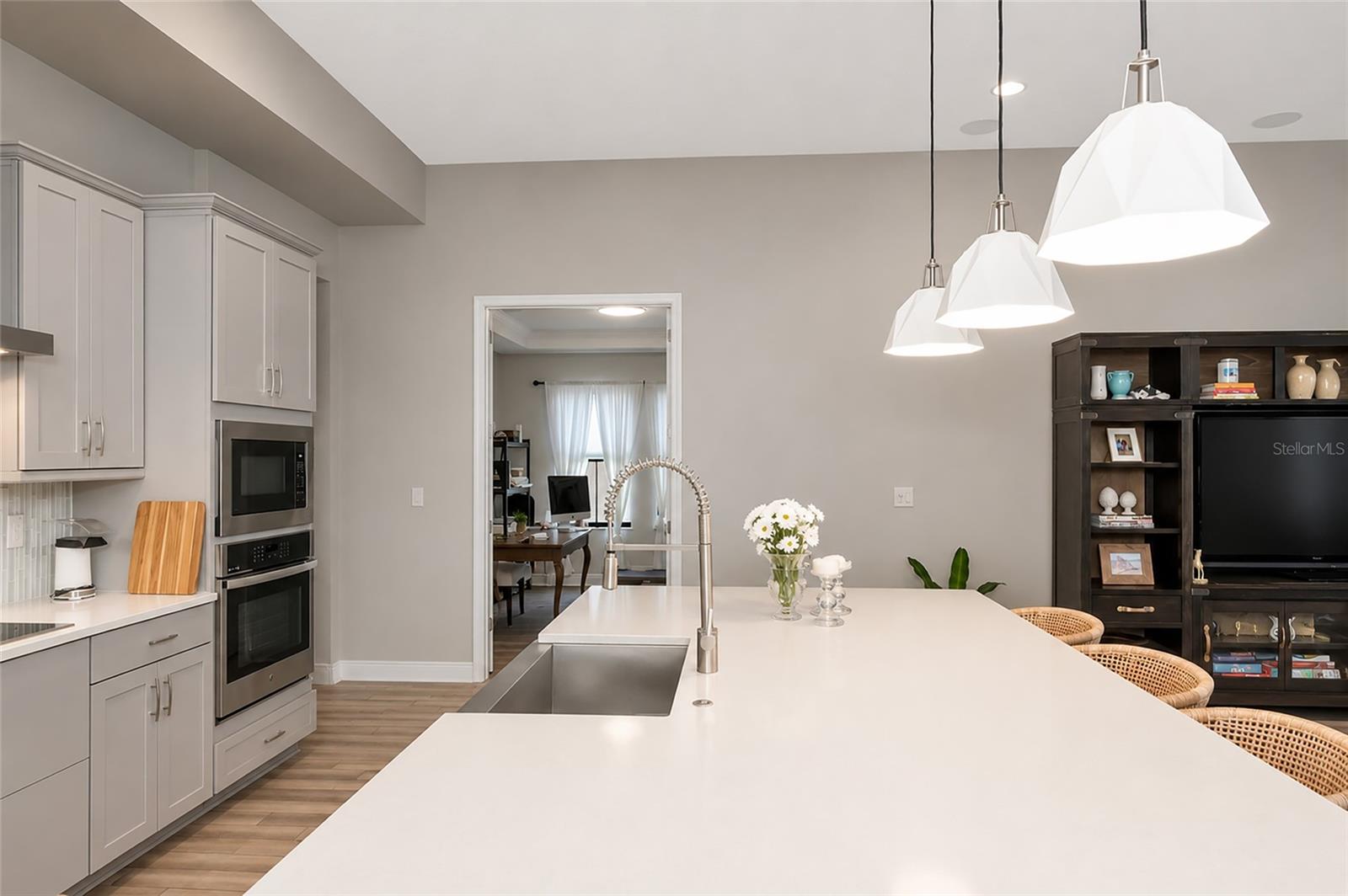 9211 ISABELLA CIR — photo 15