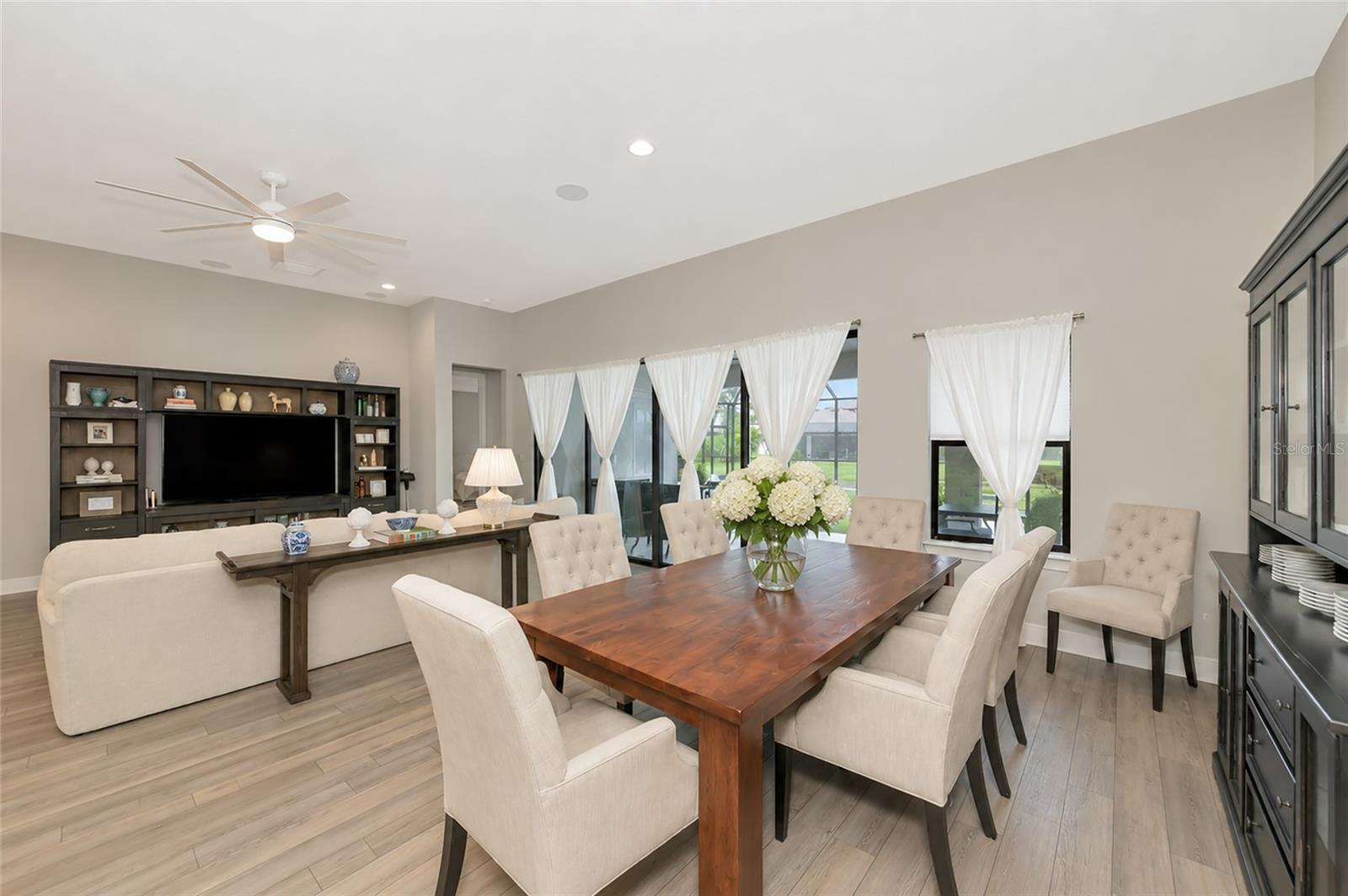 9211 ISABELLA CIR — photo 9