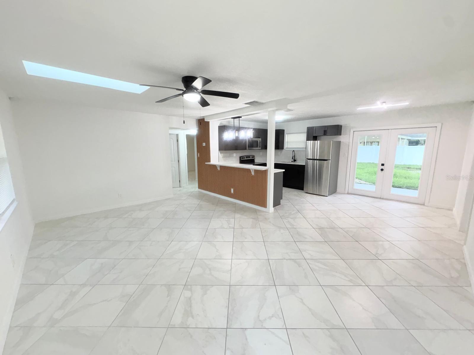 4401 SHORE ACRES BLVD NE — photo 5