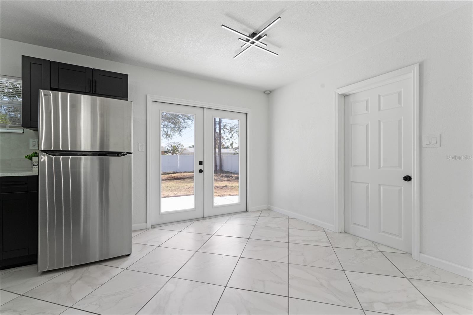 4401 SHORE ACRES BLVD NE — photo 11