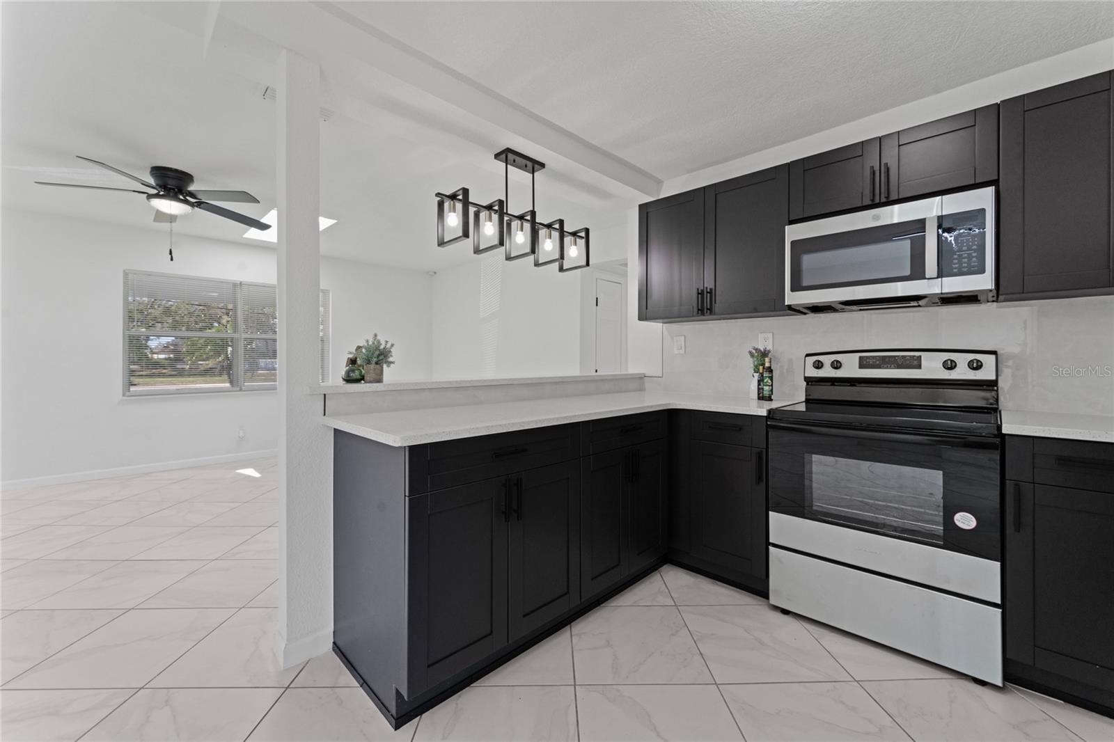 4401 SHORE ACRES BLVD NE — photo 16
