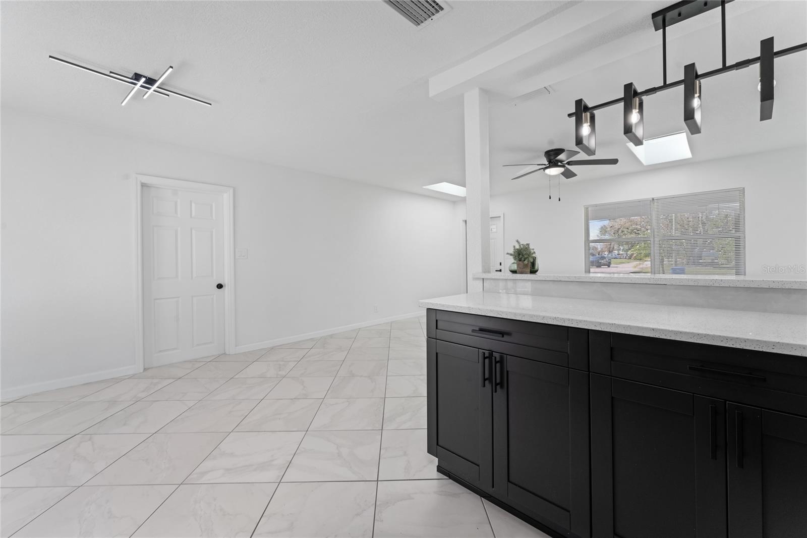 4401 SHORE ACRES BLVD NE — photo 15