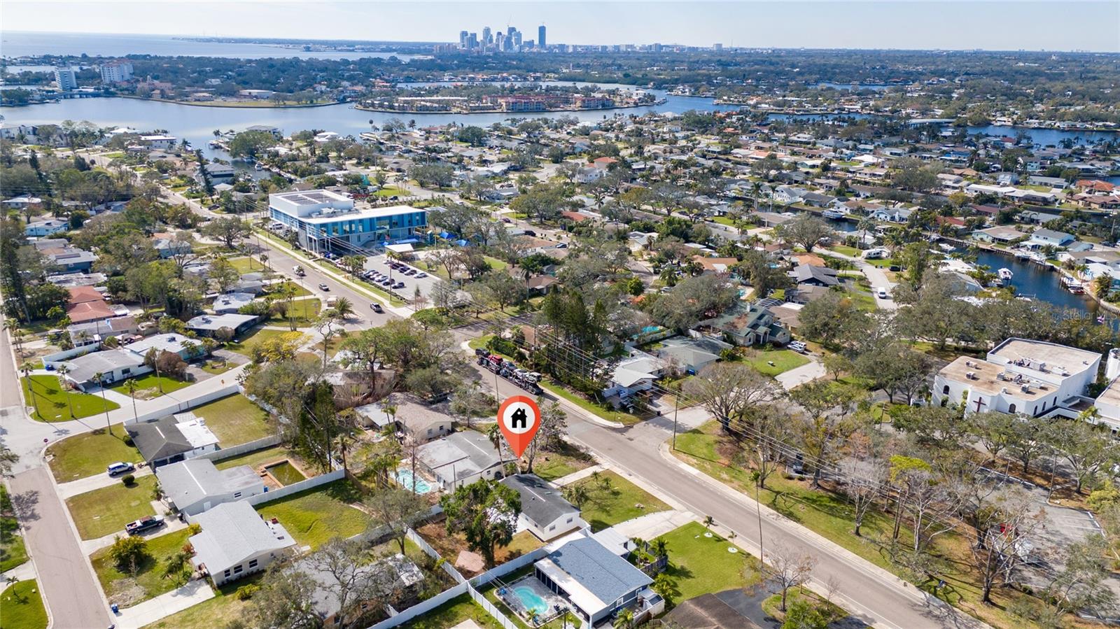 4401 SHORE ACRES BLVD NE — photo 3