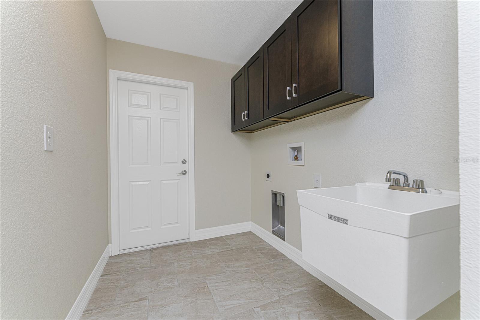 2955 WYOLA AVE — photo 27