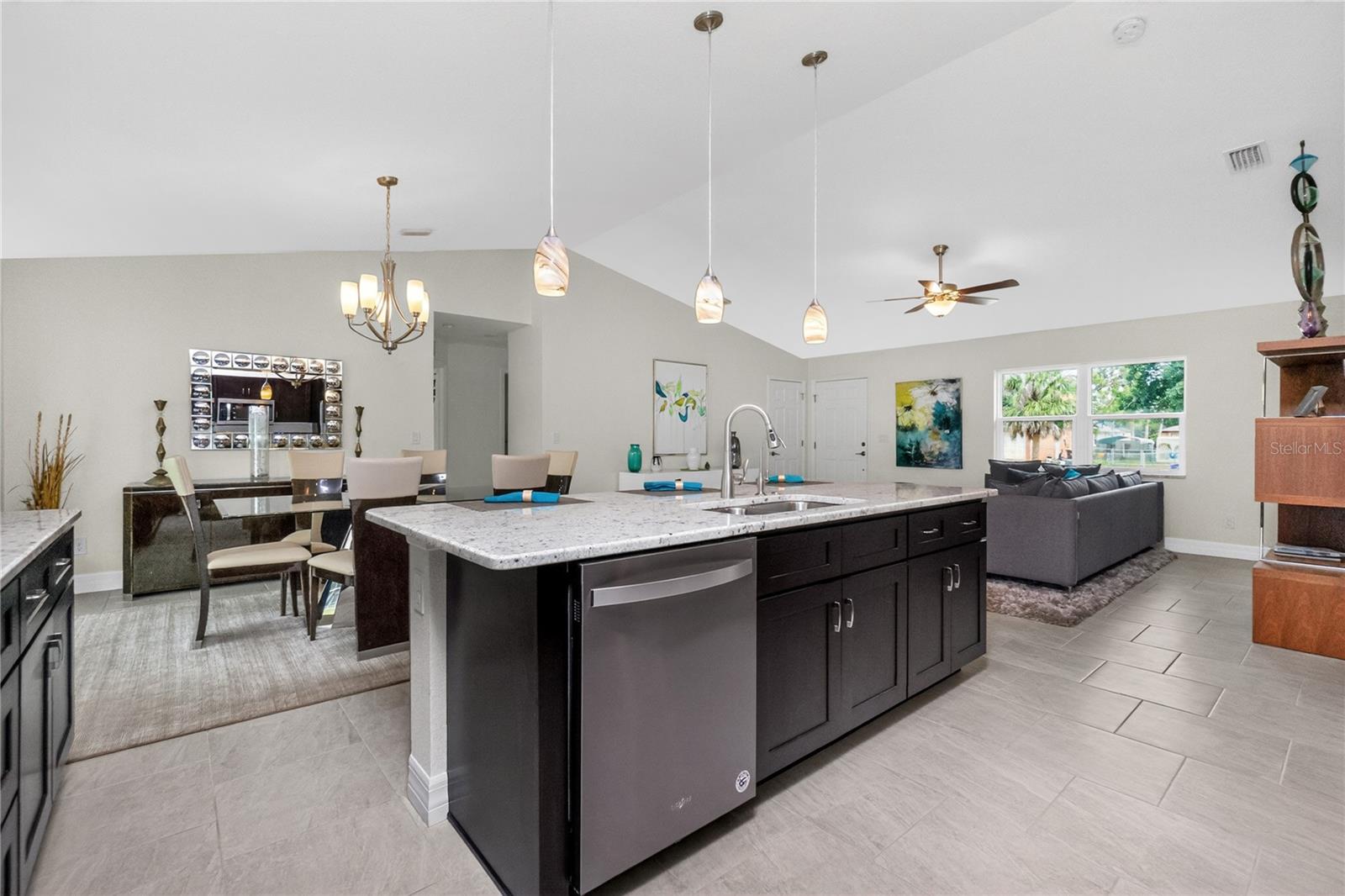 2955 WYOLA AVE — photo 8