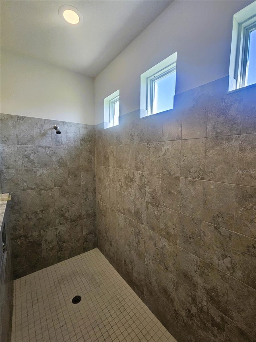 16073 SONOMA GROVE CIR — photo 16