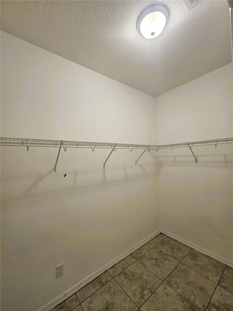 16073 SONOMA GROVE CIR — photo 18
