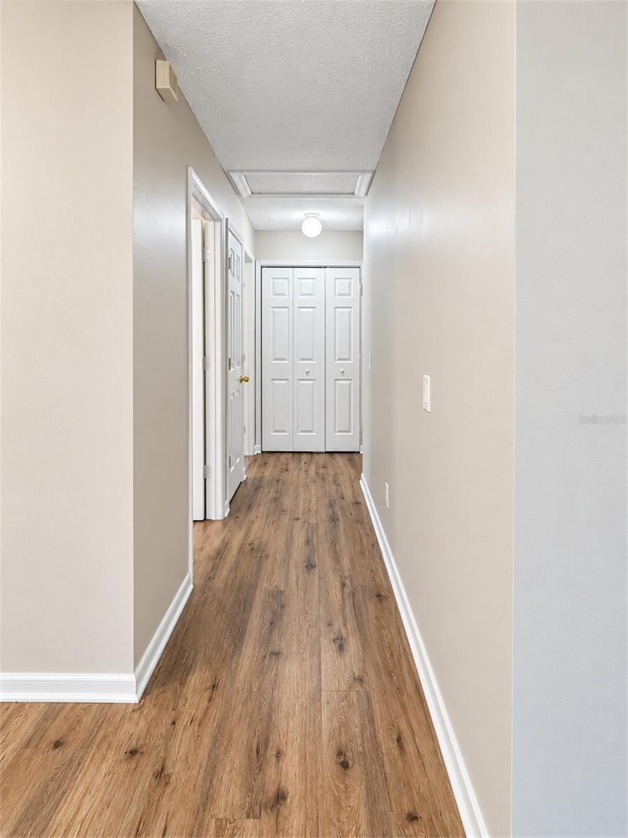 3304 E MOHAWK AVE — photo 9