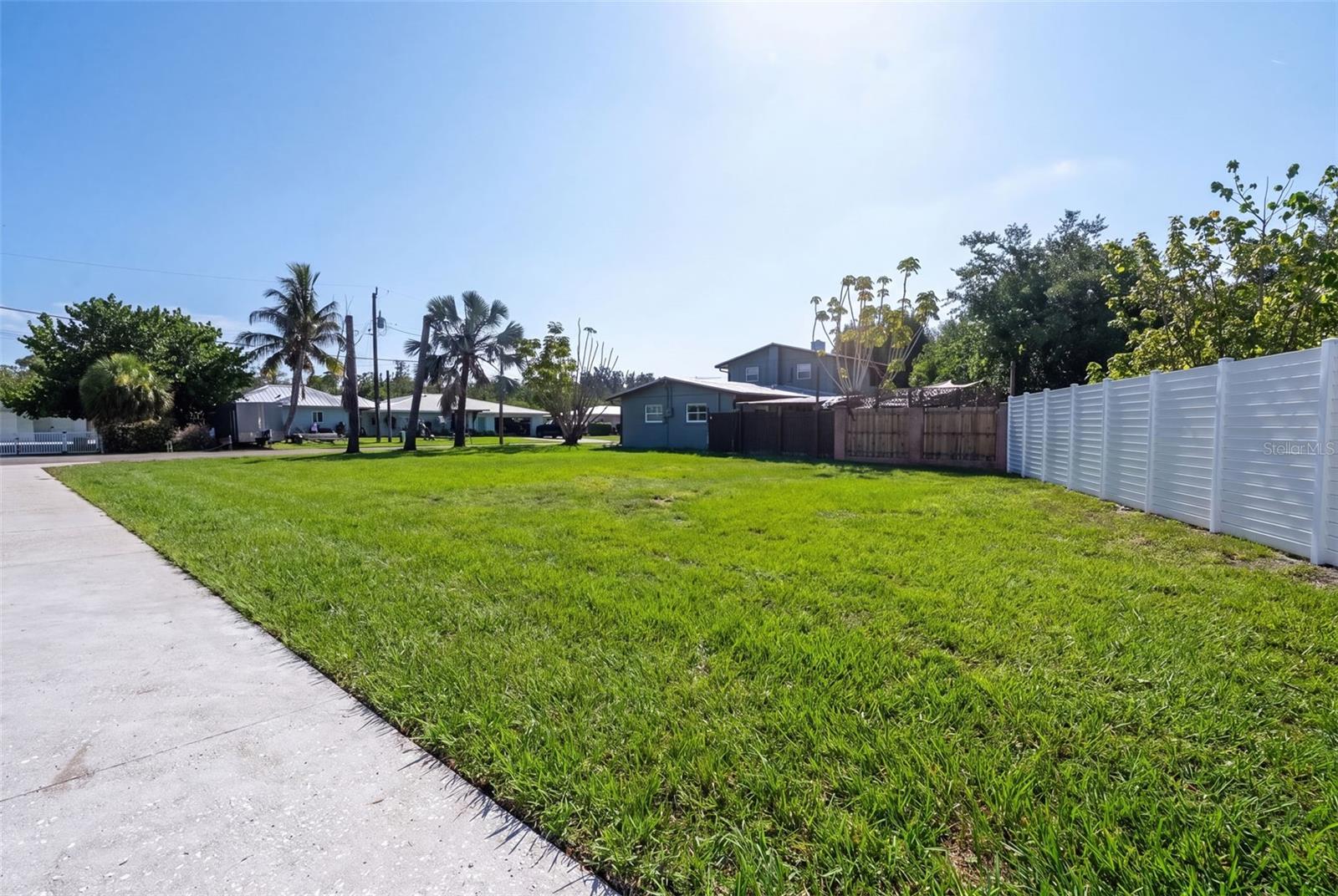 42ND AVE DRIVE WEST — photo 8
