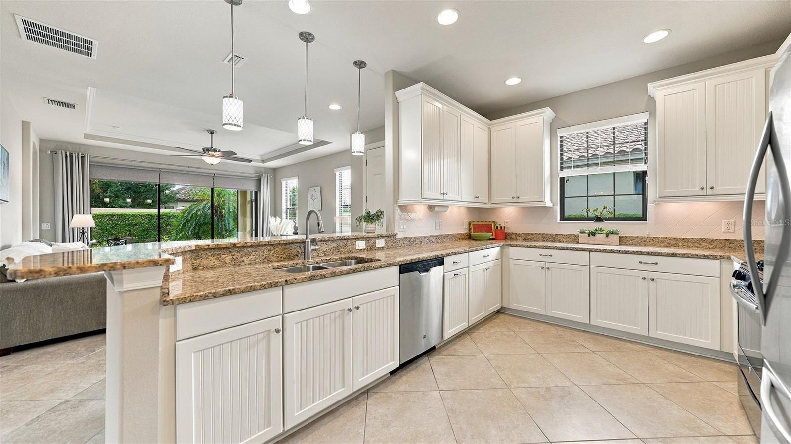5021 SAVONA RUN — photo 9
