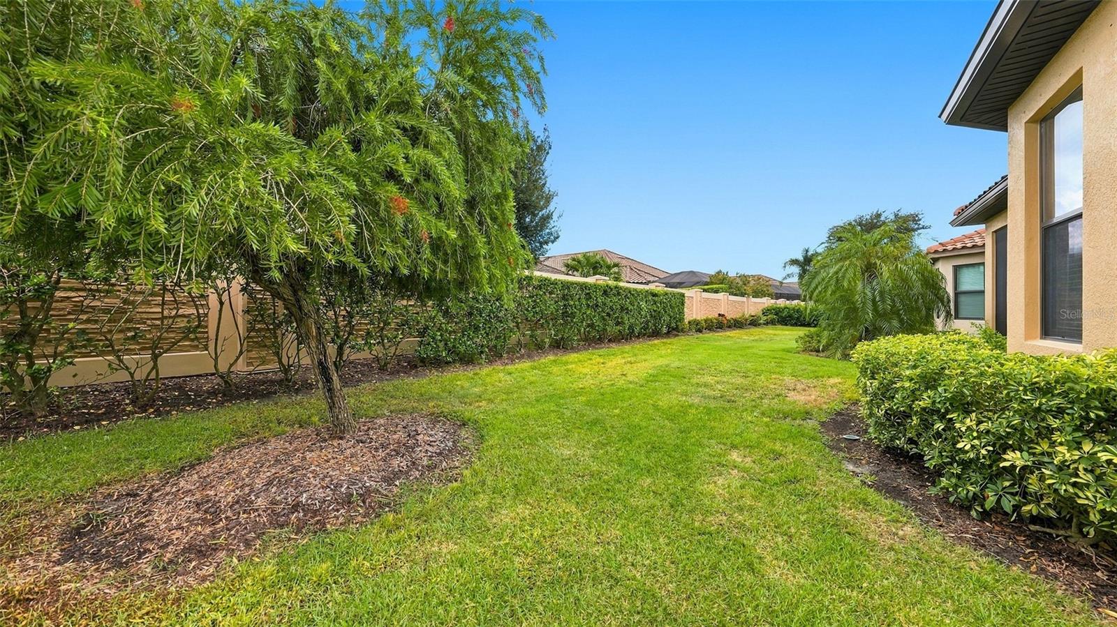 5021 SAVONA RUN — photo 35