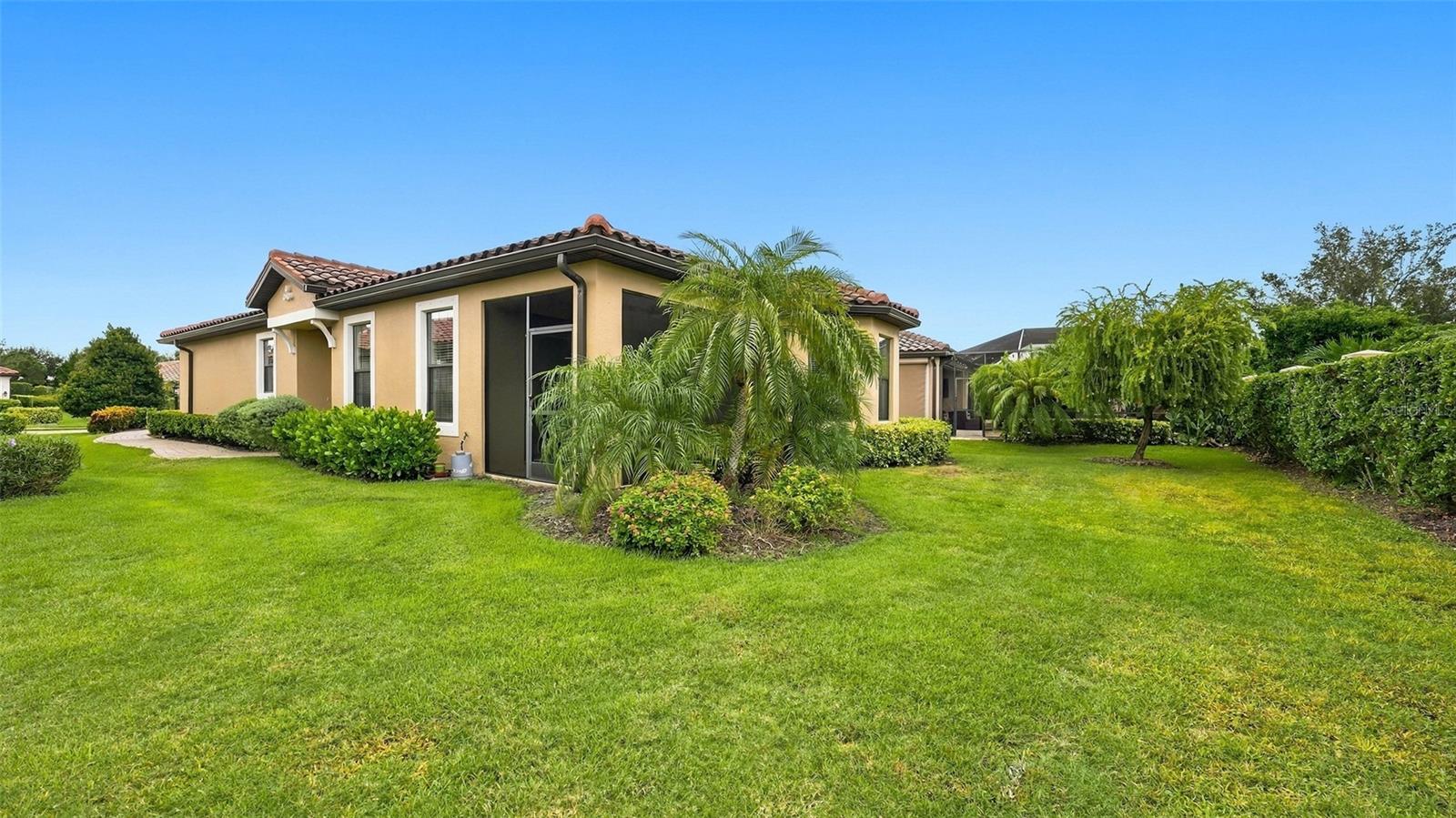 5021 SAVONA RUN — photo 34