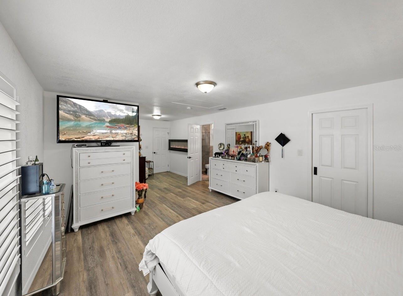 39352 LINCOLN AVE — photo 40