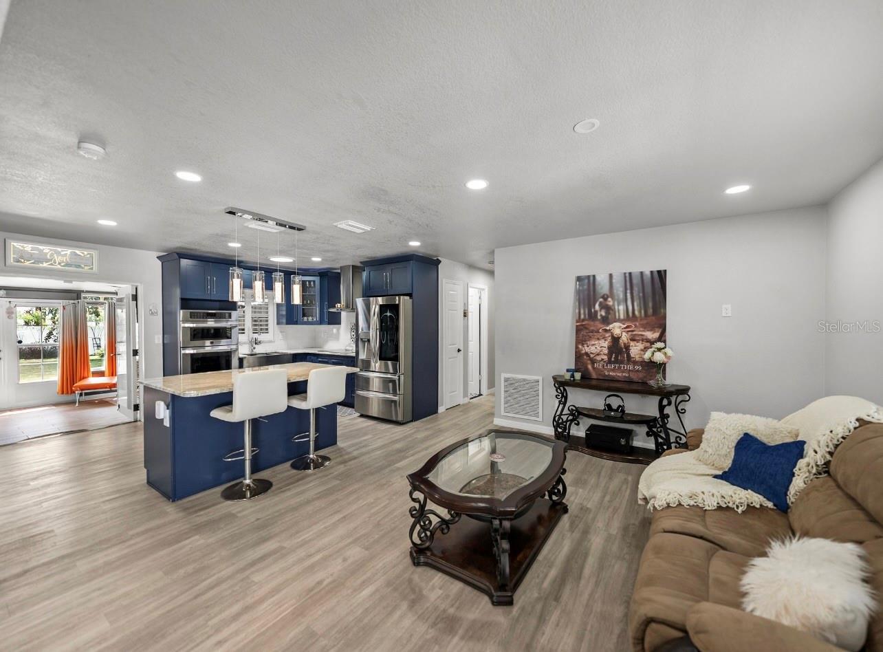 39352 LINCOLN AVE — photo 20