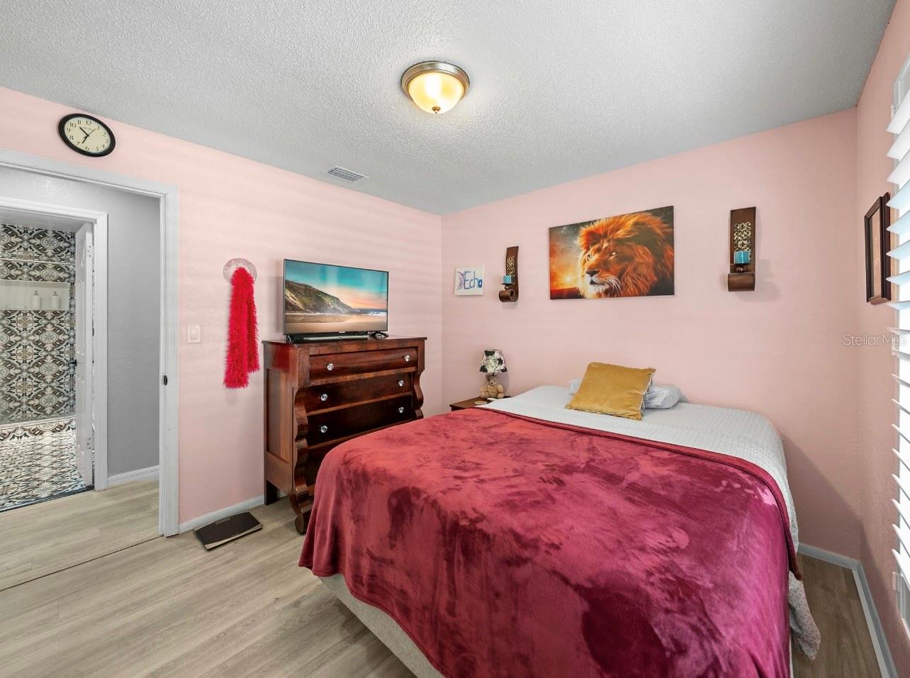 39352 LINCOLN AVE — photo 31