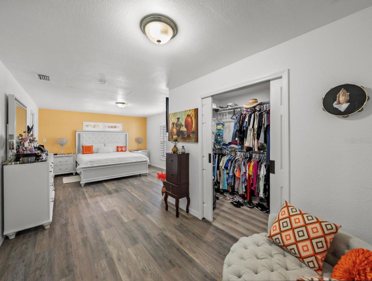 39352 LINCOLN AVE — photo 39
