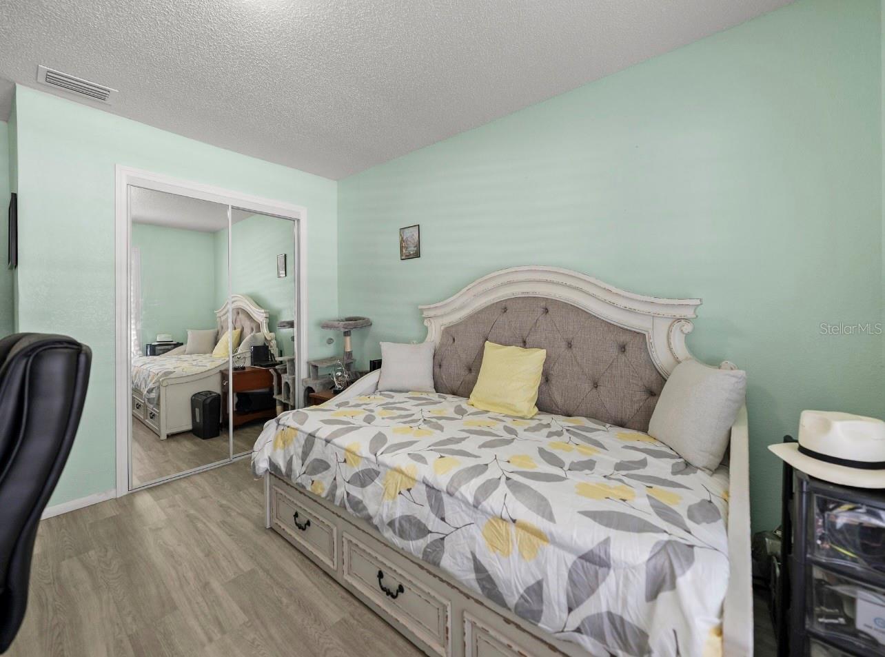 39352 LINCOLN AVE — photo 35
