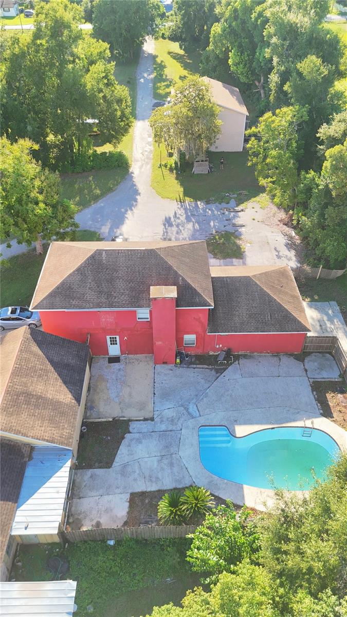 1208 S TAYLOR RD — photo 2