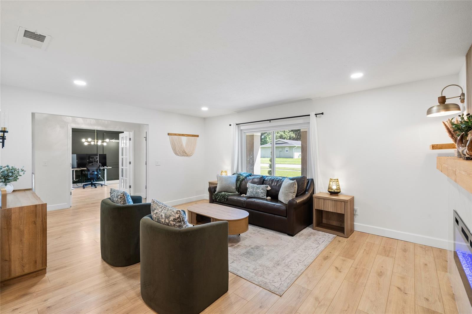7231 WOODBROOK DR — photo 11