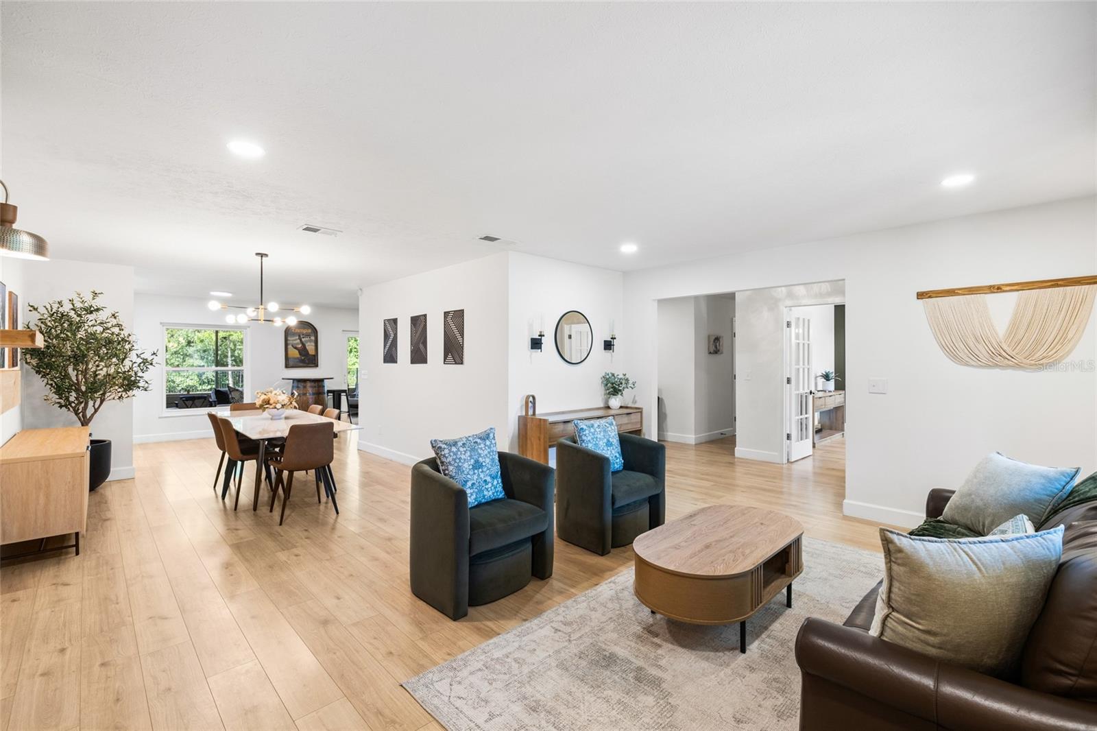 7231 WOODBROOK DR — photo 14