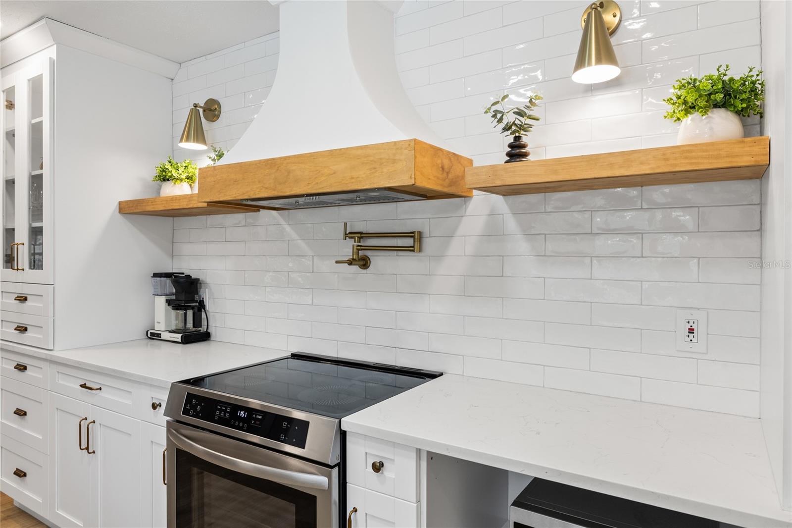 7231 WOODBROOK DR — photo 25
