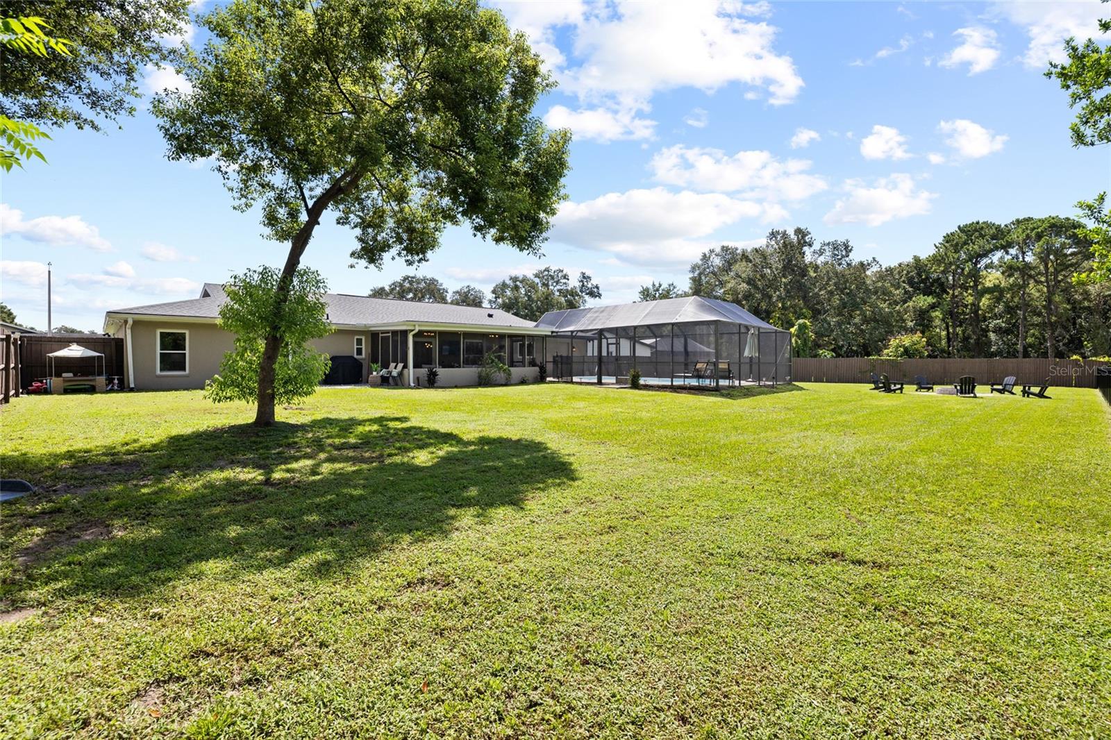 7231 WOODBROOK DR — photo 46