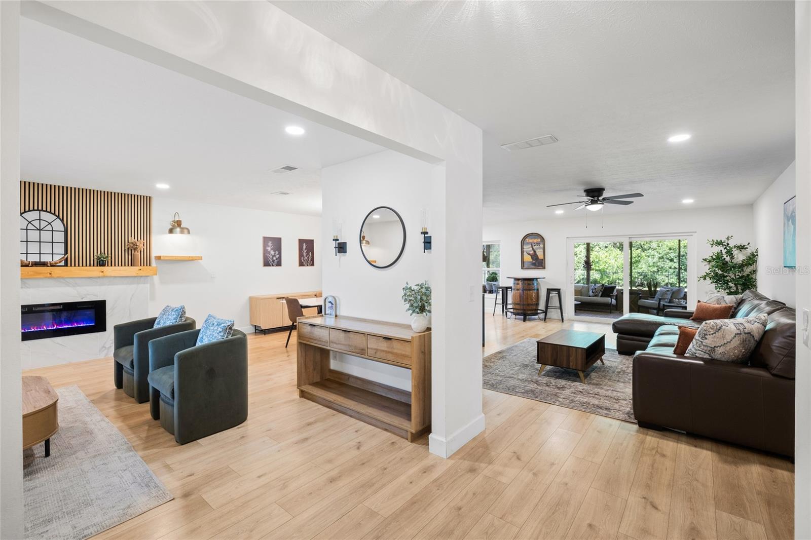 7231 WOODBROOK DR — photo 9