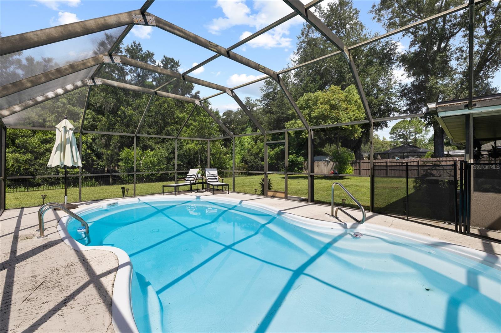 7231 WOODBROOK DR — photo 41