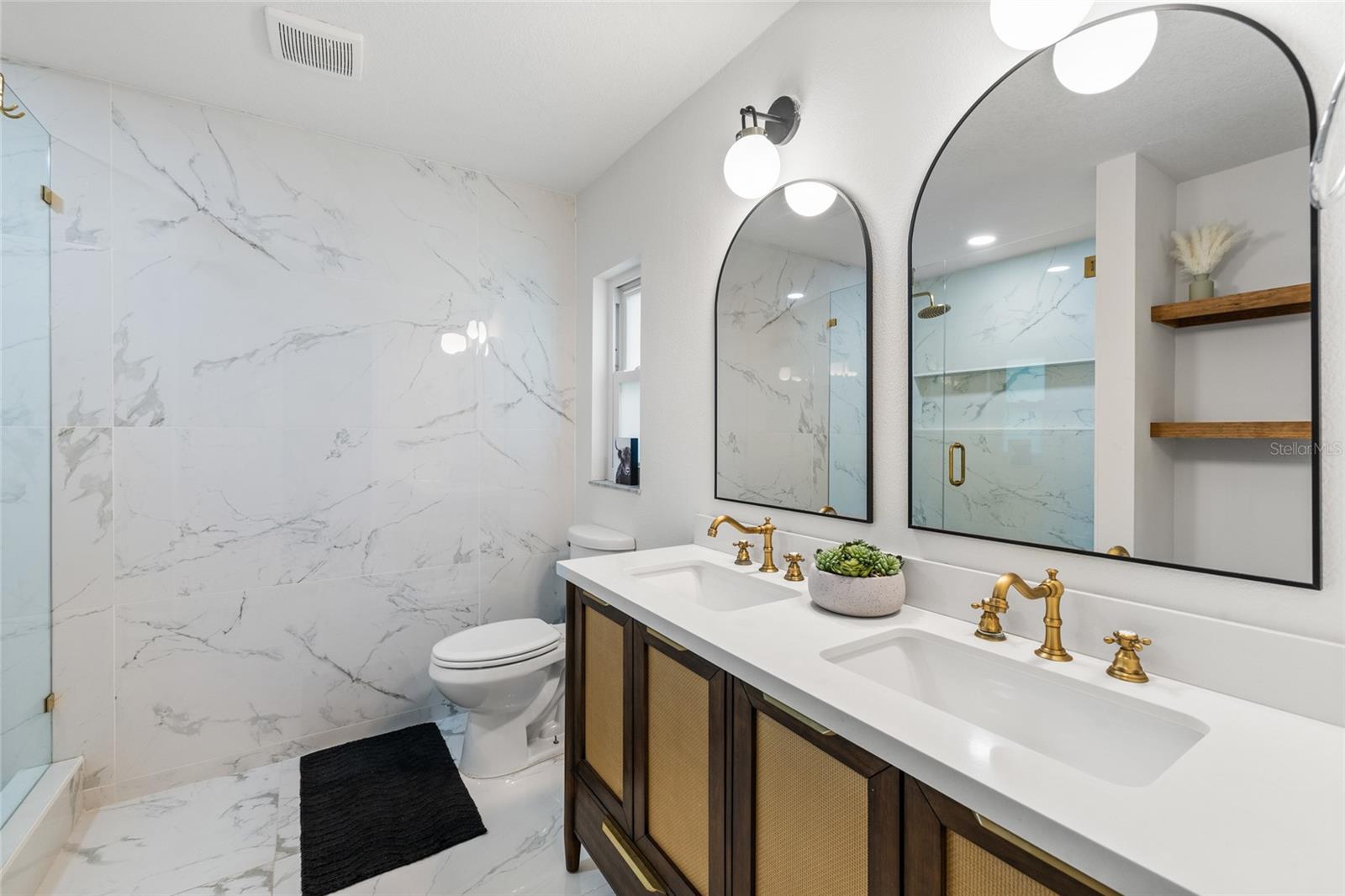 7231 WOODBROOK DR — photo 31