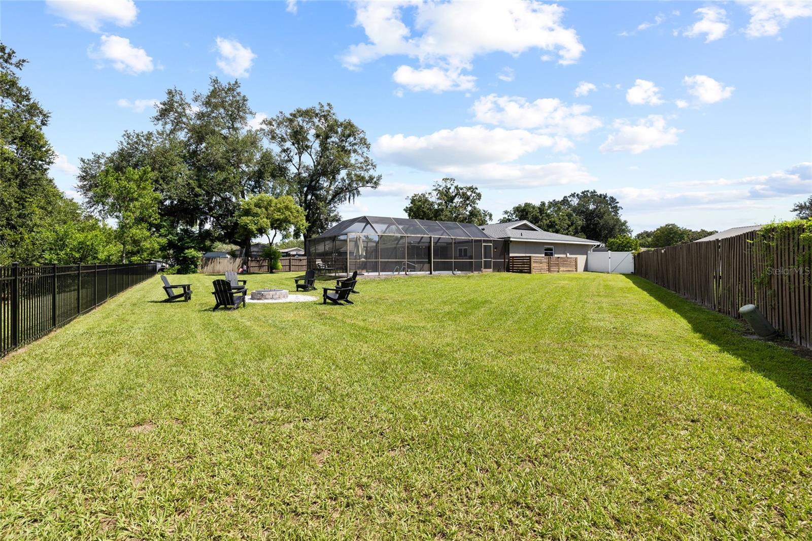 7231 WOODBROOK DR — photo 4