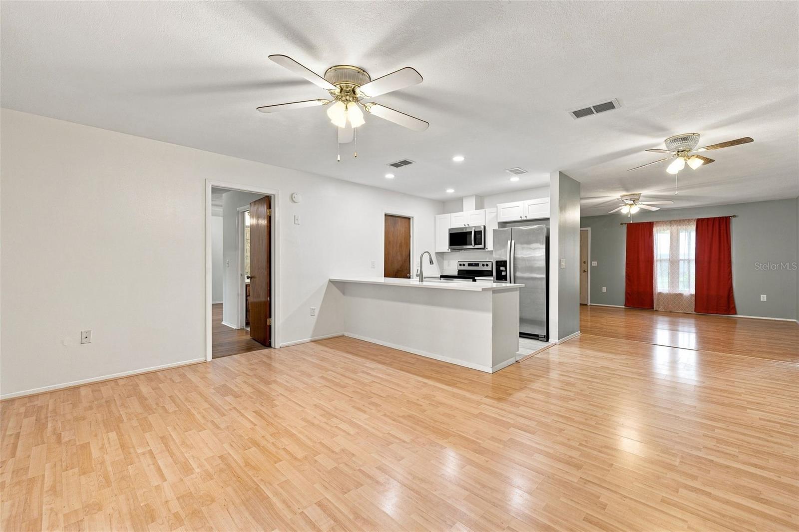 4331 SWALLOWTAIL DR — photo 5