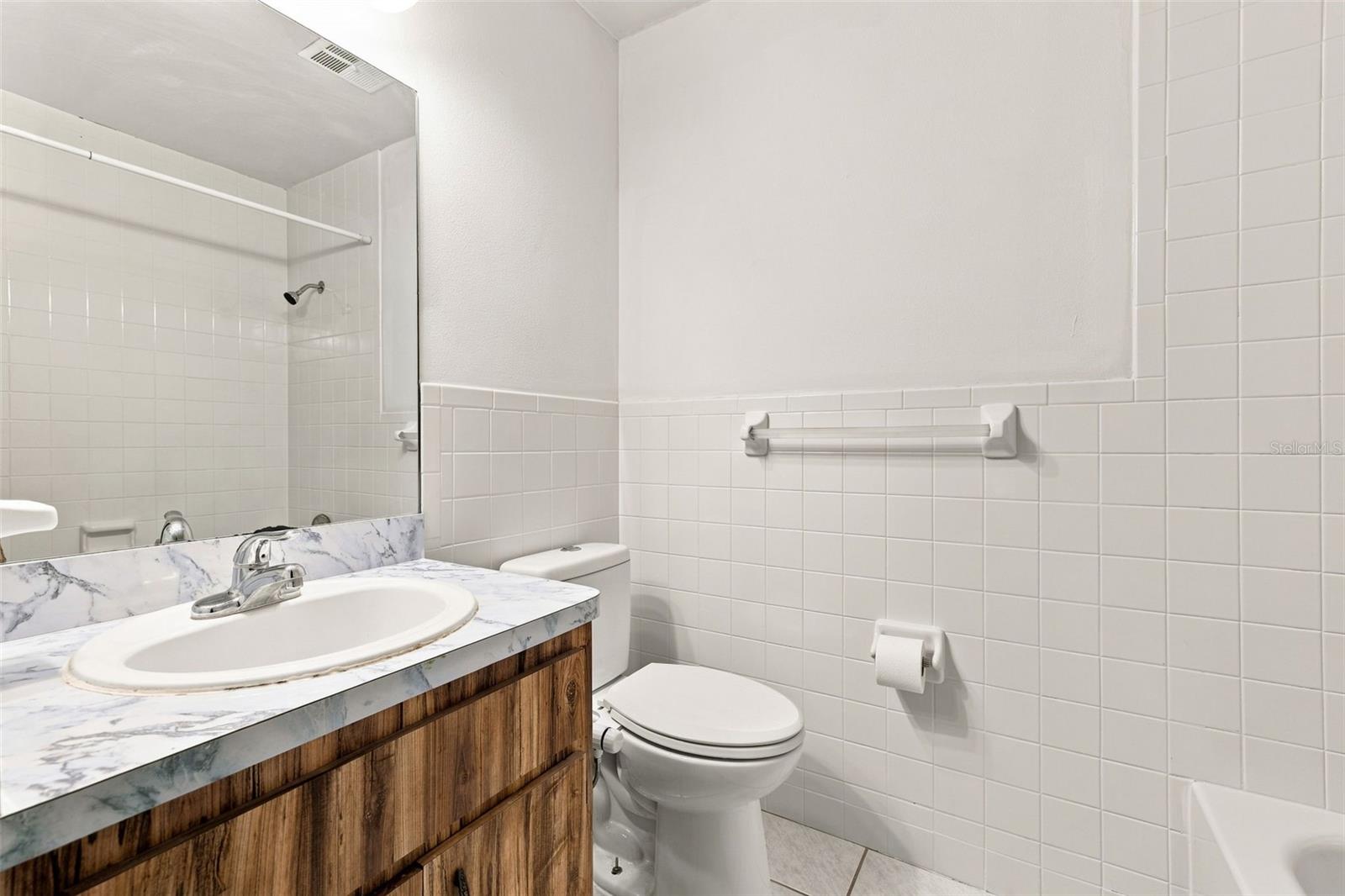 4331 SWALLOWTAIL DR — photo 16