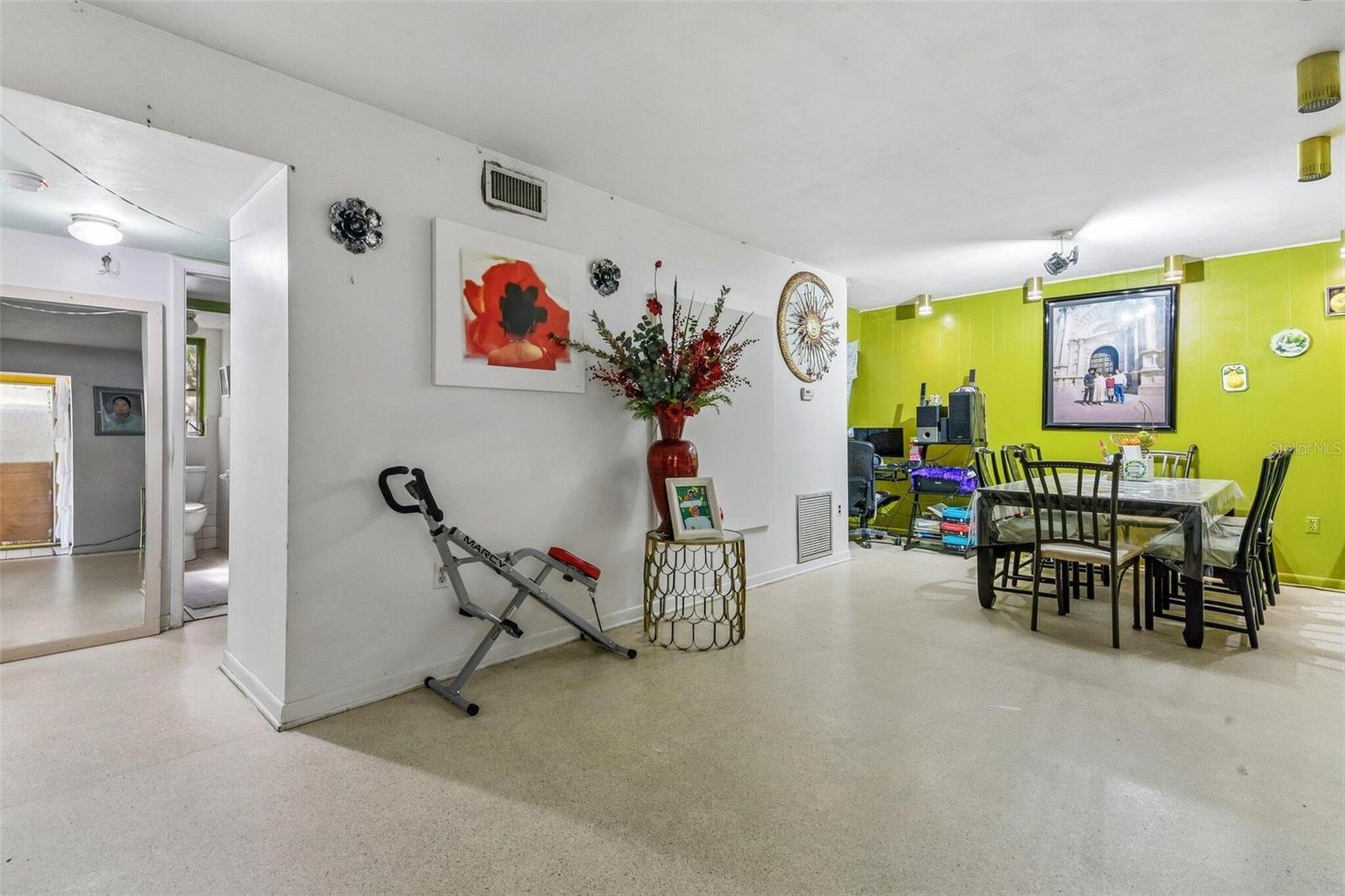 1267 FRANKLIN ST — photo 4