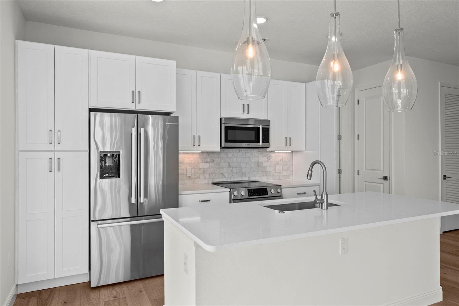 600 3RD AVE S #406 — photo 10