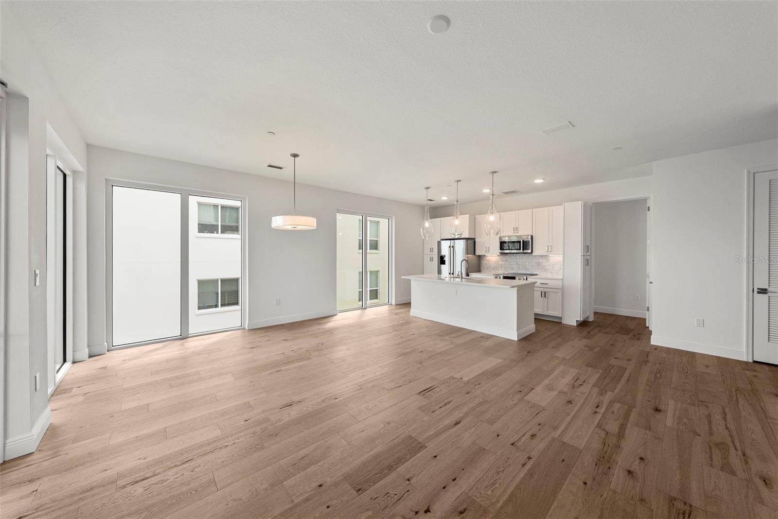 600 3RD AVE S #406 — photo 5