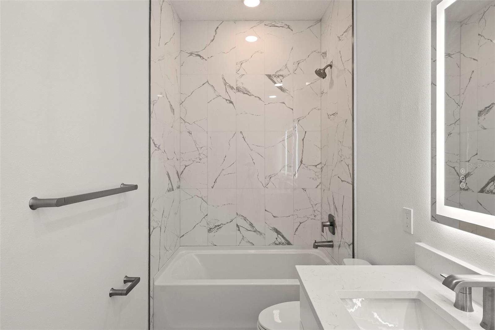 600 3RD AVE S #406 — photo 13