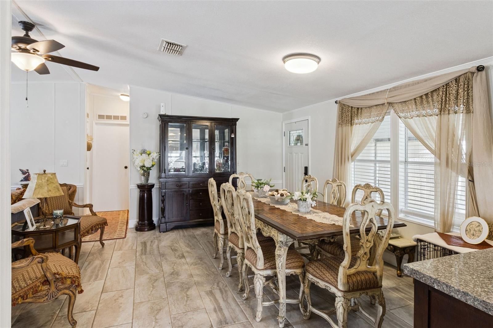 6141 ZEPHYR RIDGE DR — photo 6