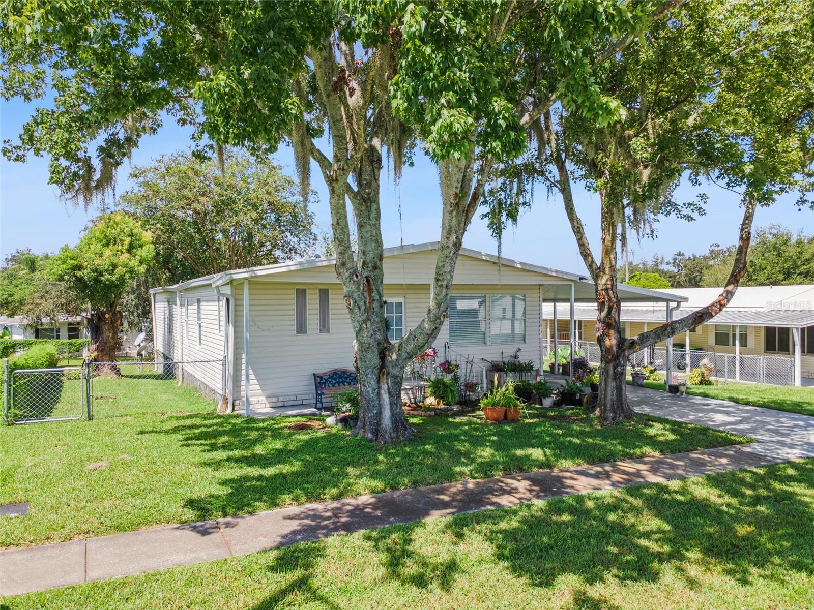 6141 ZEPHYR RIDGE DR — photo 2