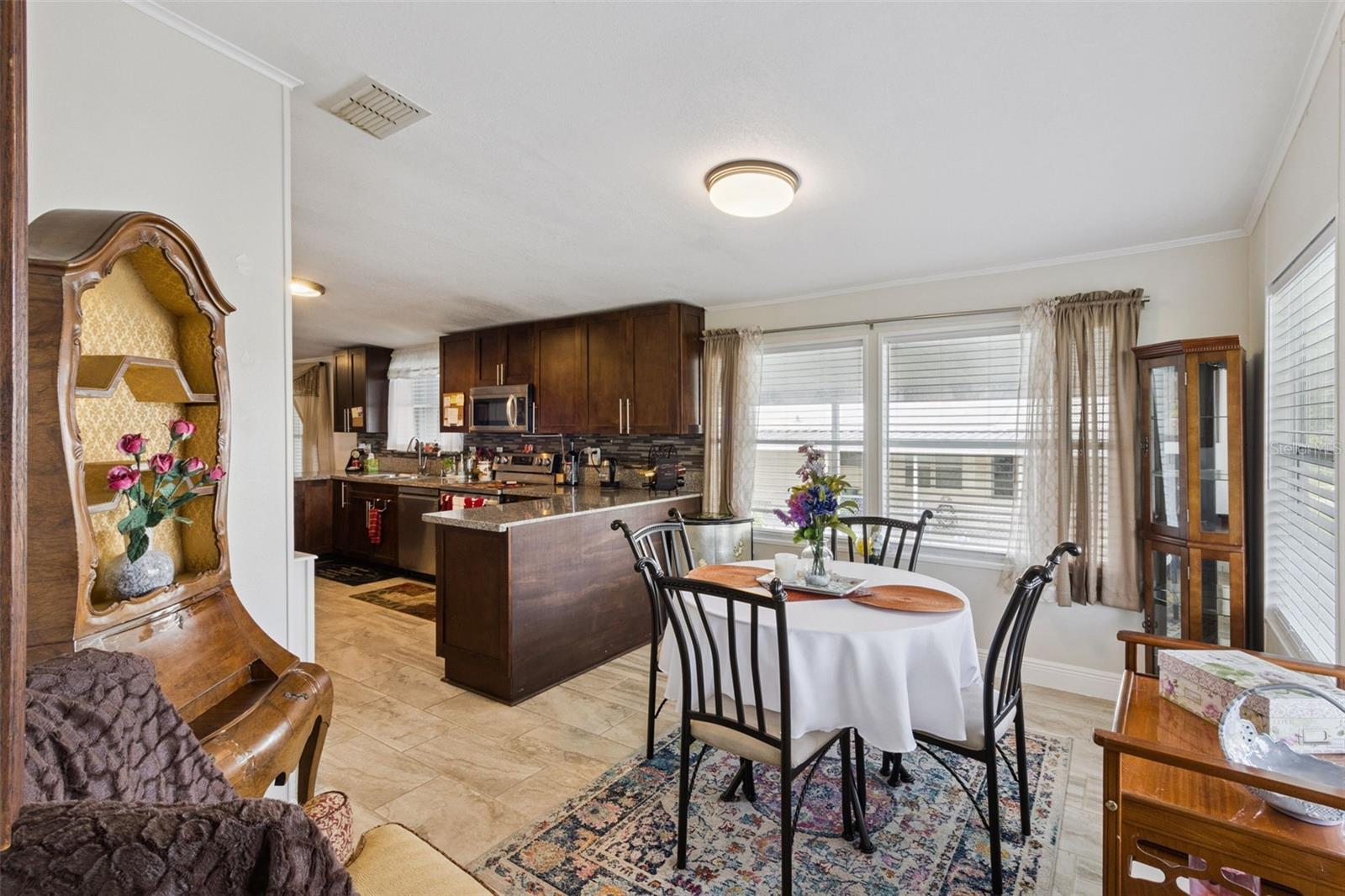 6141 ZEPHYR RIDGE DR — photo 10
