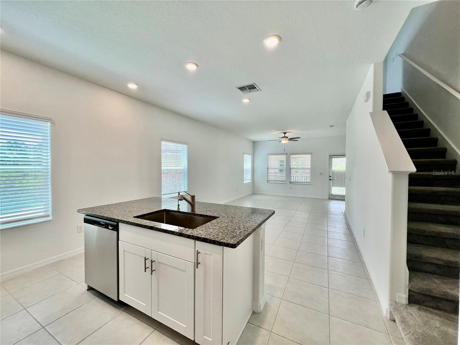 4704 TUSCAN LOON DR — photo 8