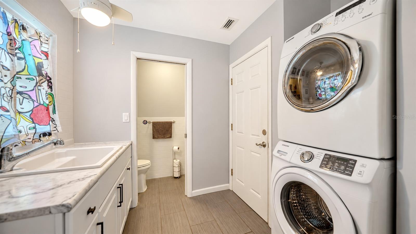 5211 INVERNESS DR — photo 21