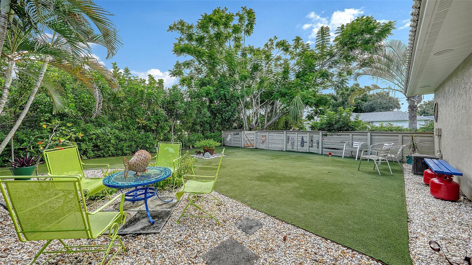 5211 INVERNESS DR — photo 31
