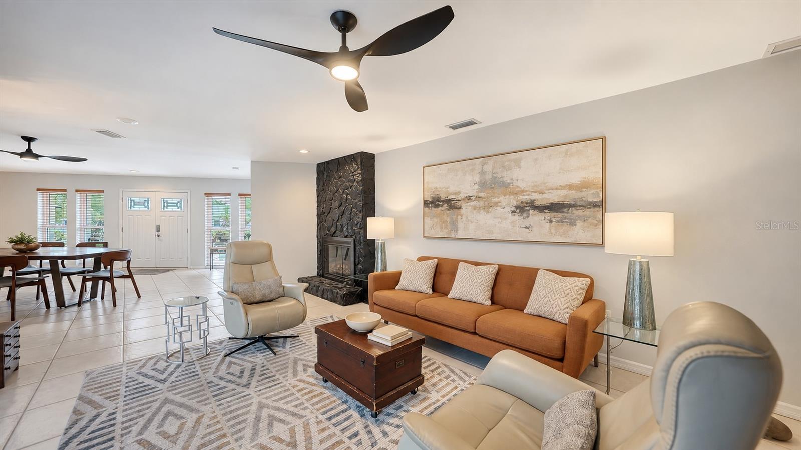 5211 INVERNESS DR — photo 11