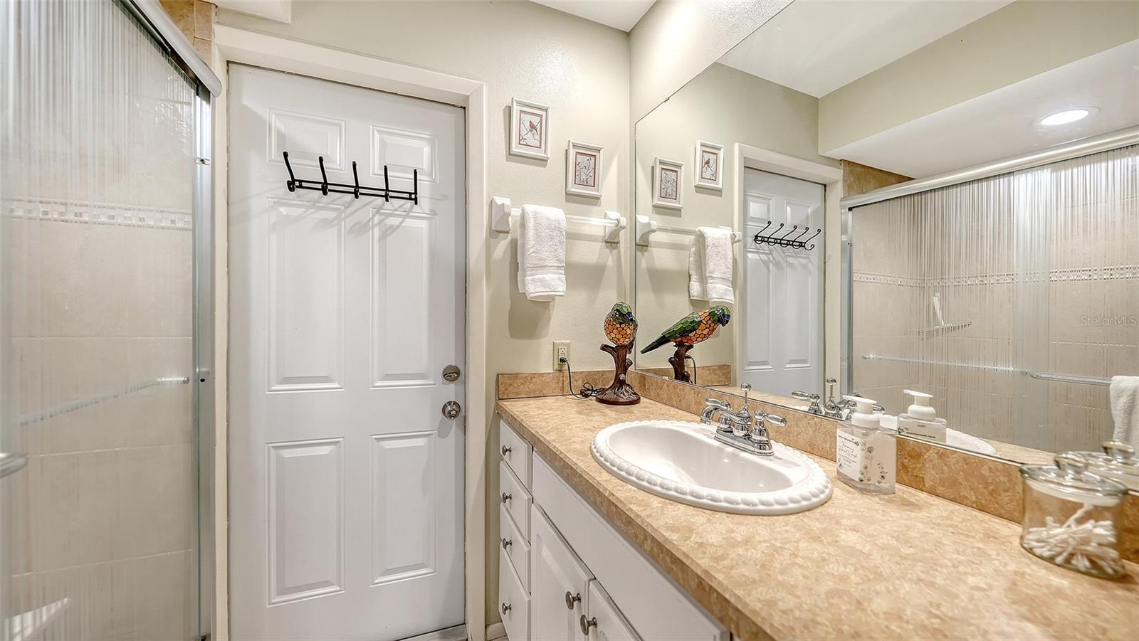 5211 INVERNESS DR — photo 20