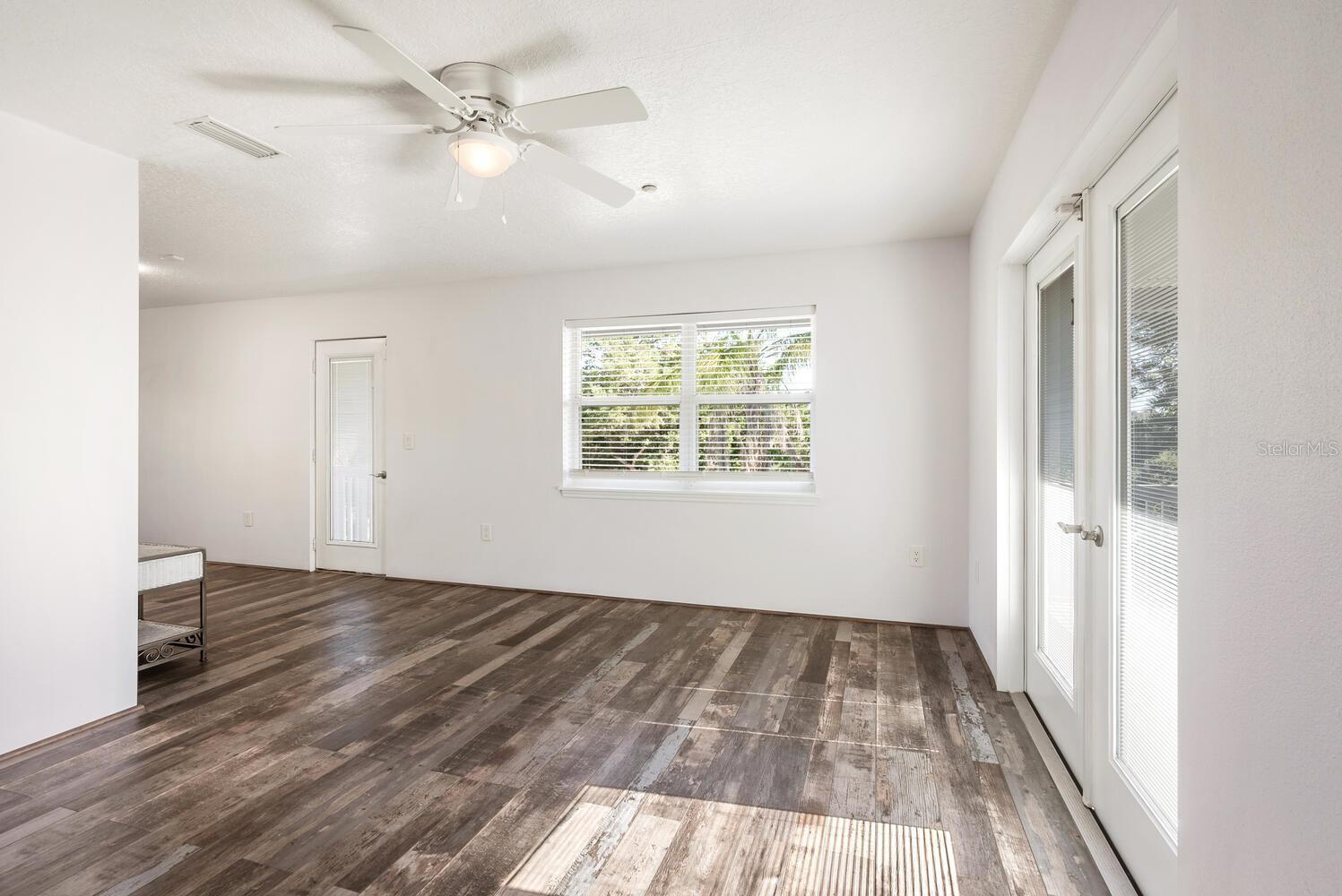 651 AVENIDA DEL NORTE — photo 26