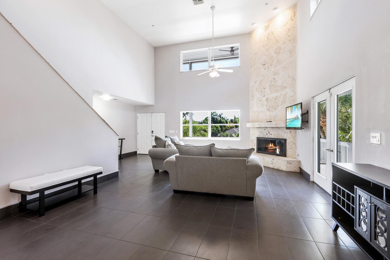 651 AVENIDA DEL NORTE — photo 10