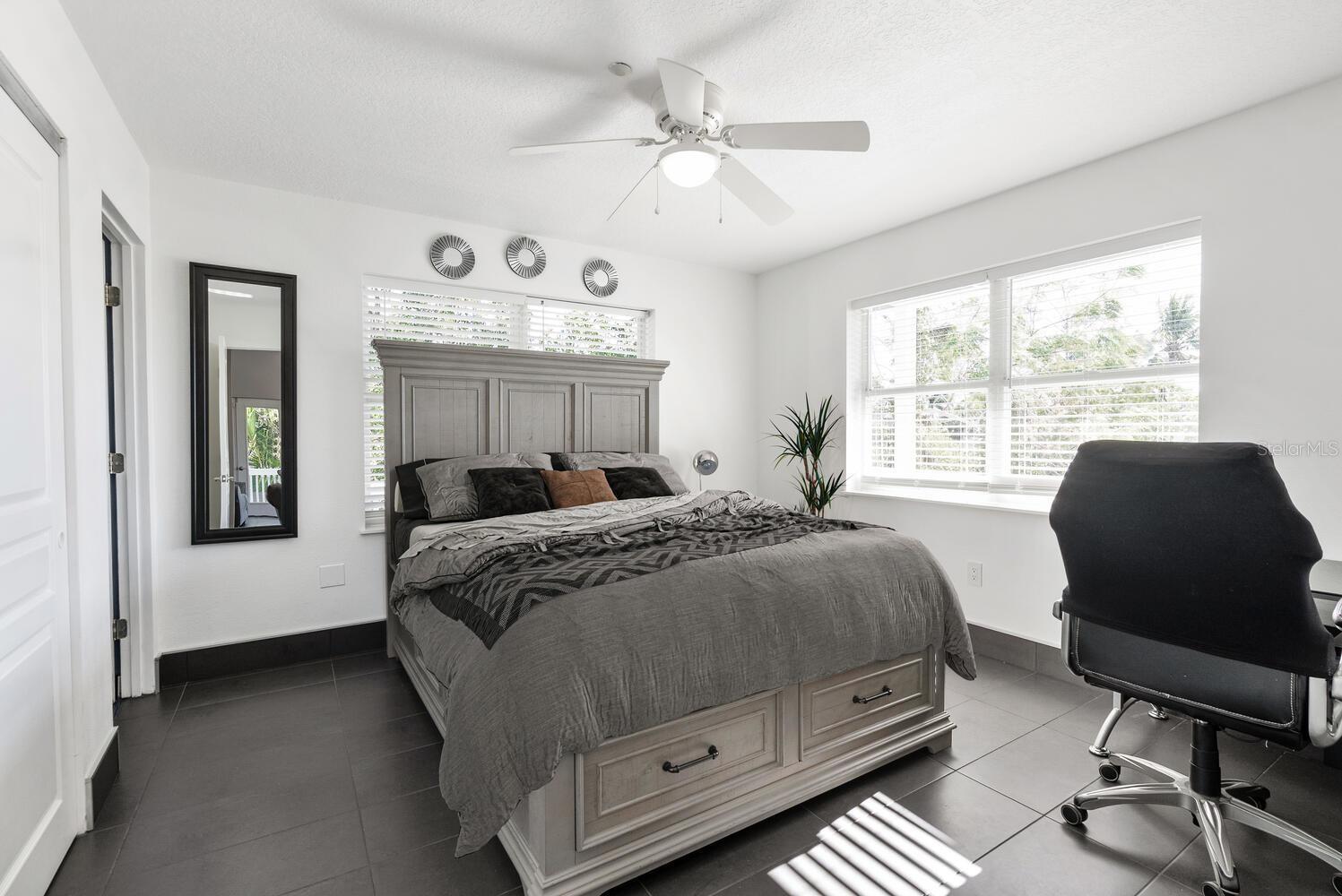 651 AVENIDA DEL NORTE — photo 17