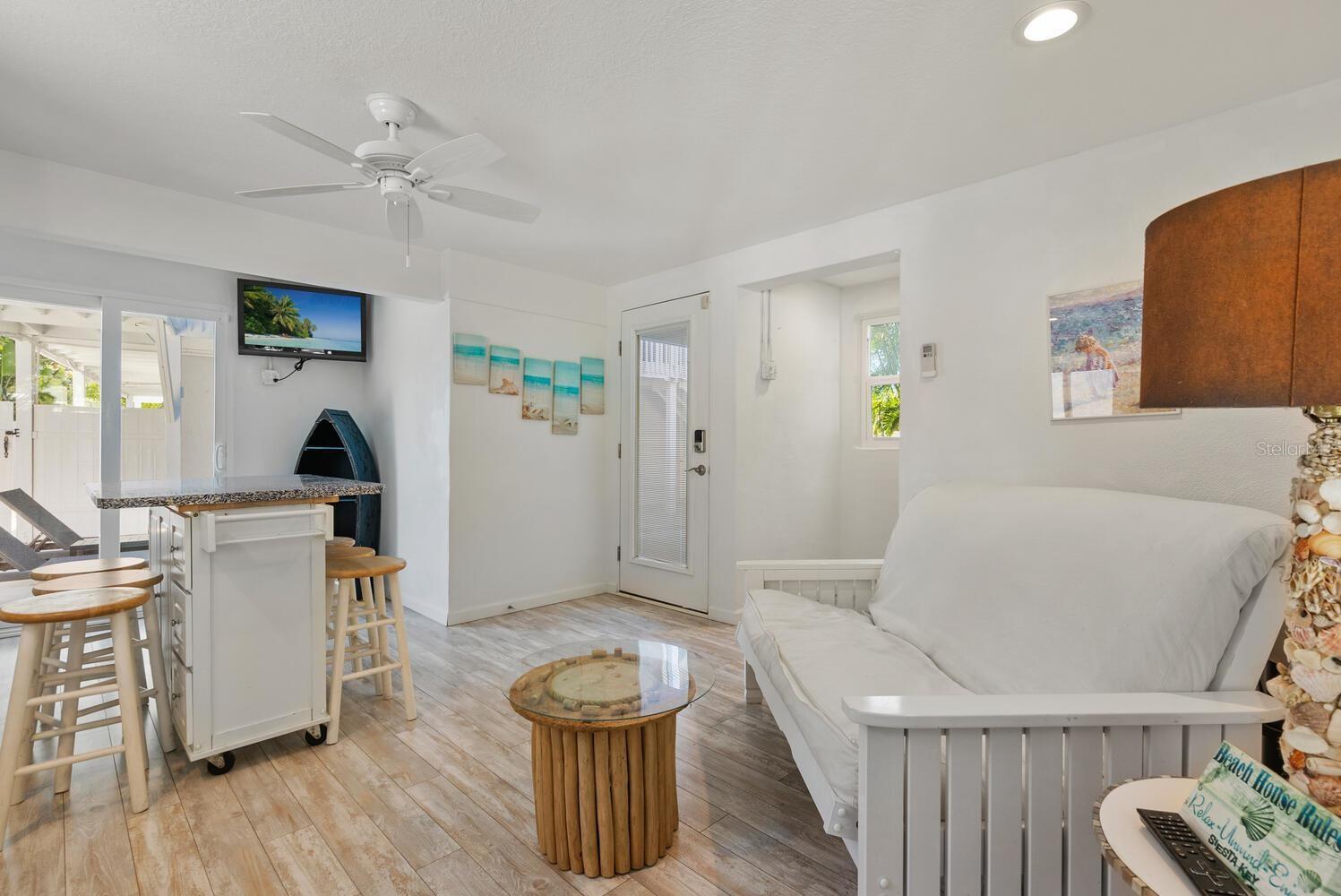 651 AVENIDA DEL NORTE — photo 38